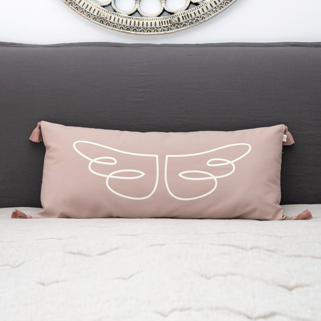 Cojín decorativo "alas" (40 x 90 cm.)